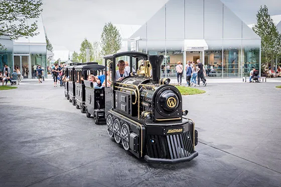 Mall Train Ride Shipping